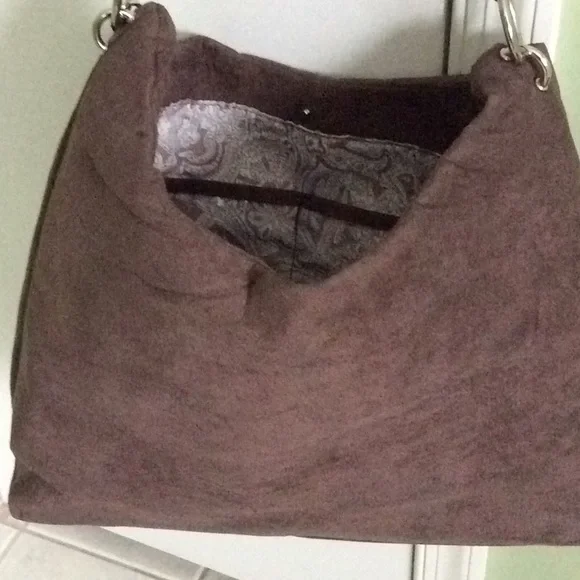 Bella Russo suede slouch handbag - Picture 5 of 8